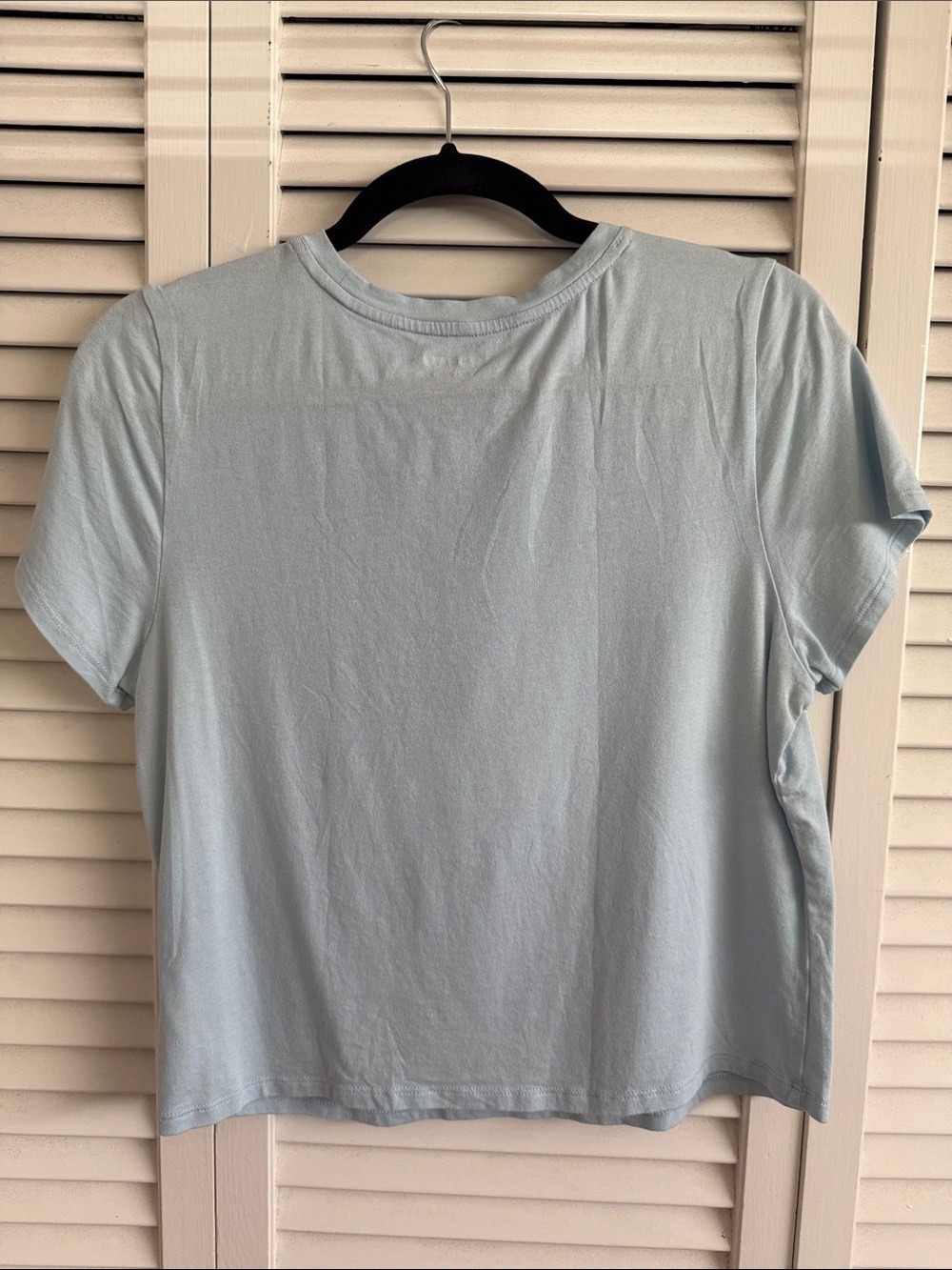 Old Navy Light Blue Short Sleeve Crewneck Tee - Picture 3 of 3
